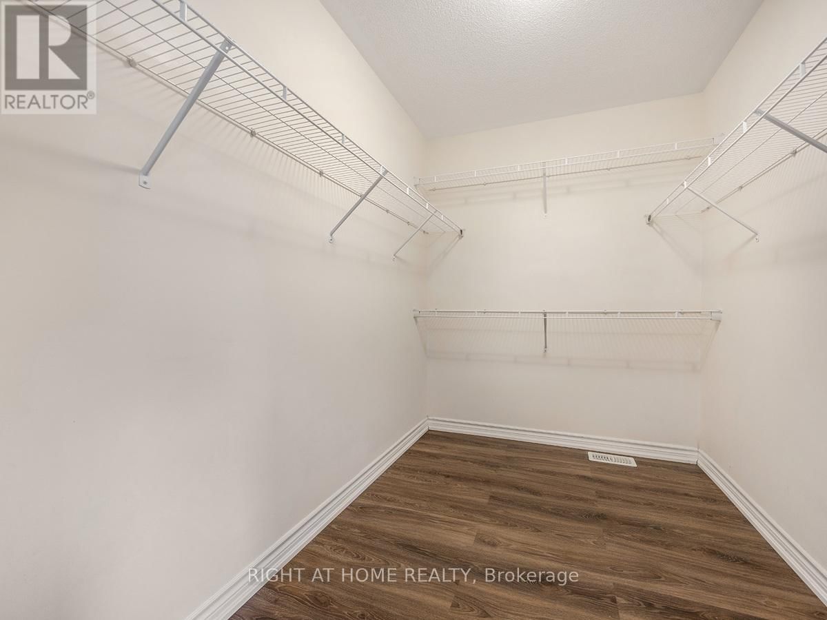 653 LANGHOLM STREET Image 21