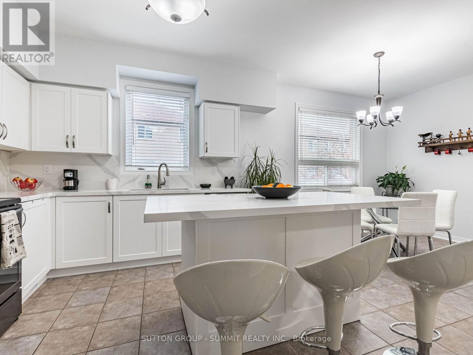 20 - 7155 MAGISTRATE TERRACE Image 6