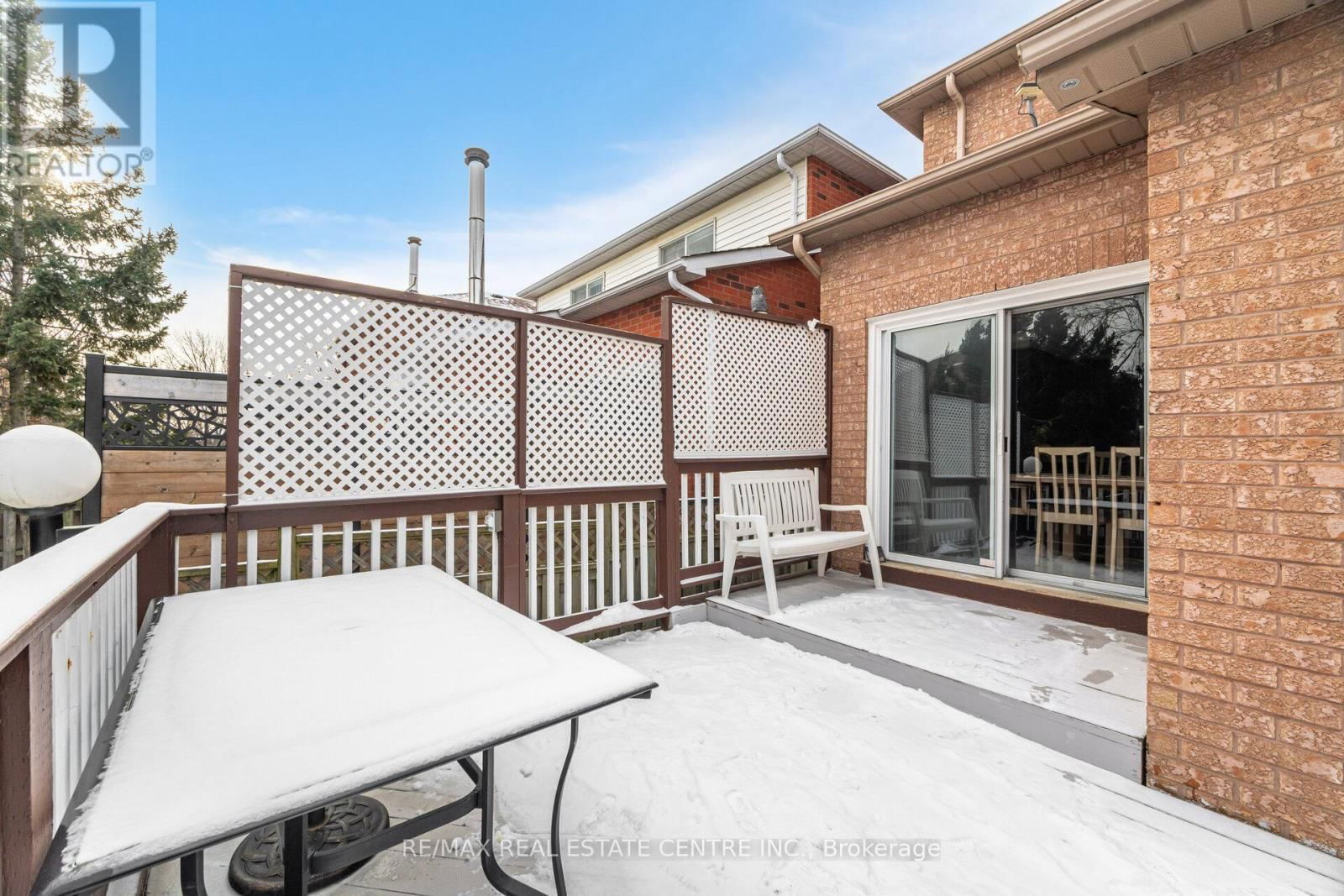 1078 WINDSOR HILL BOULEVARD Image 38