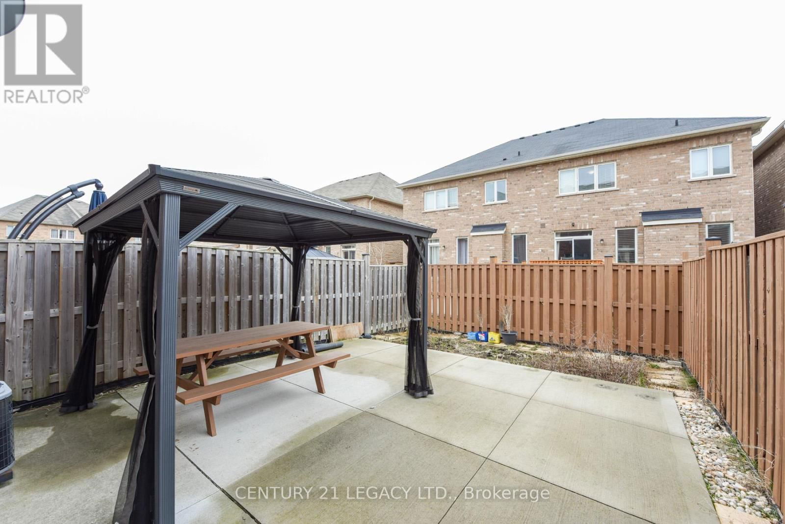 13 SEEDLAND CRESCENT Image 39