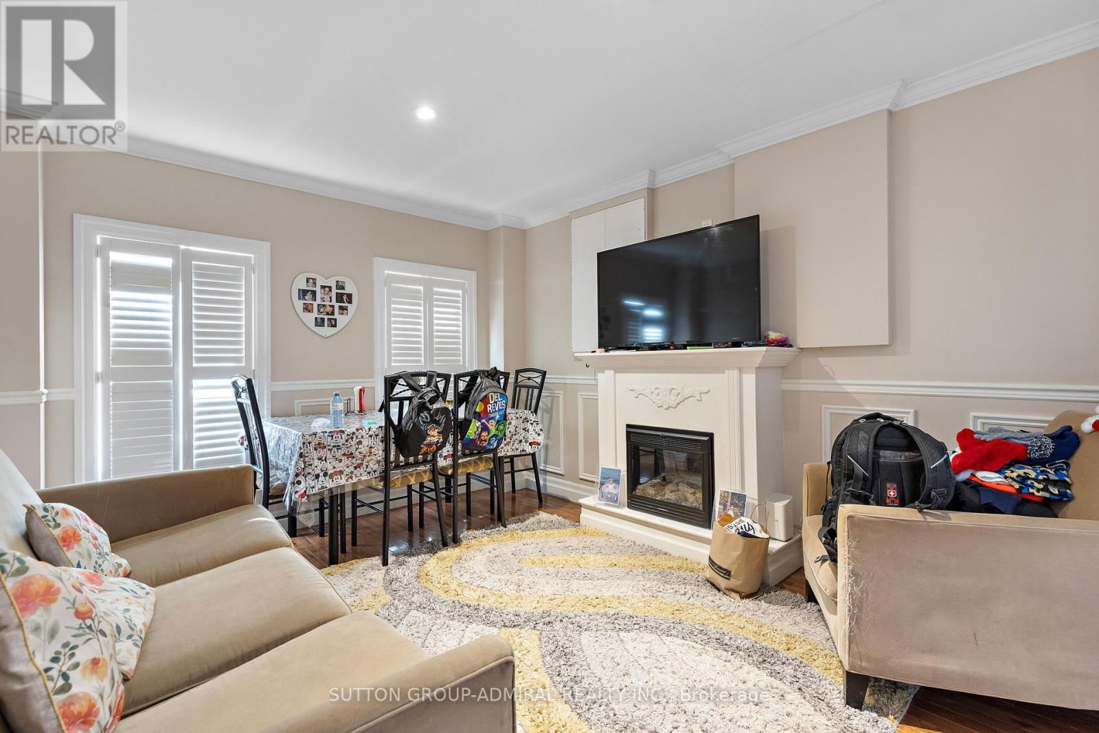 42 GLEN LONG AVENUE Image 21