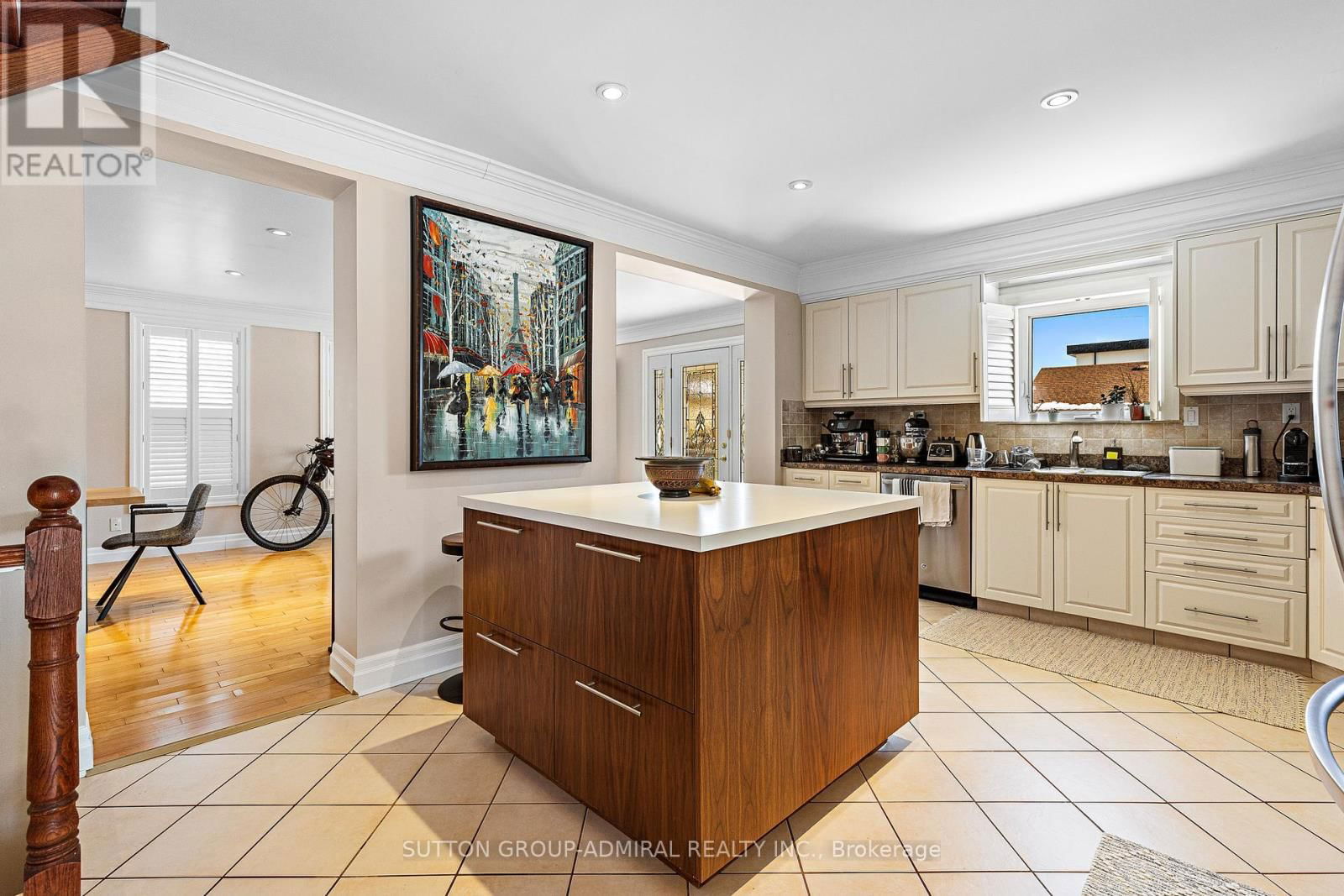 42 GLEN LONG AVENUE Image 8