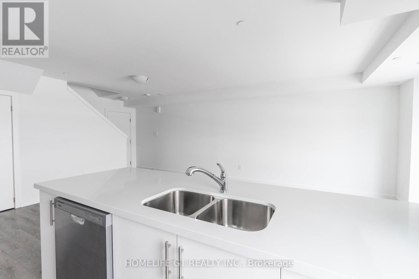 4 - 25 ROMILLY AVENUE Image 25