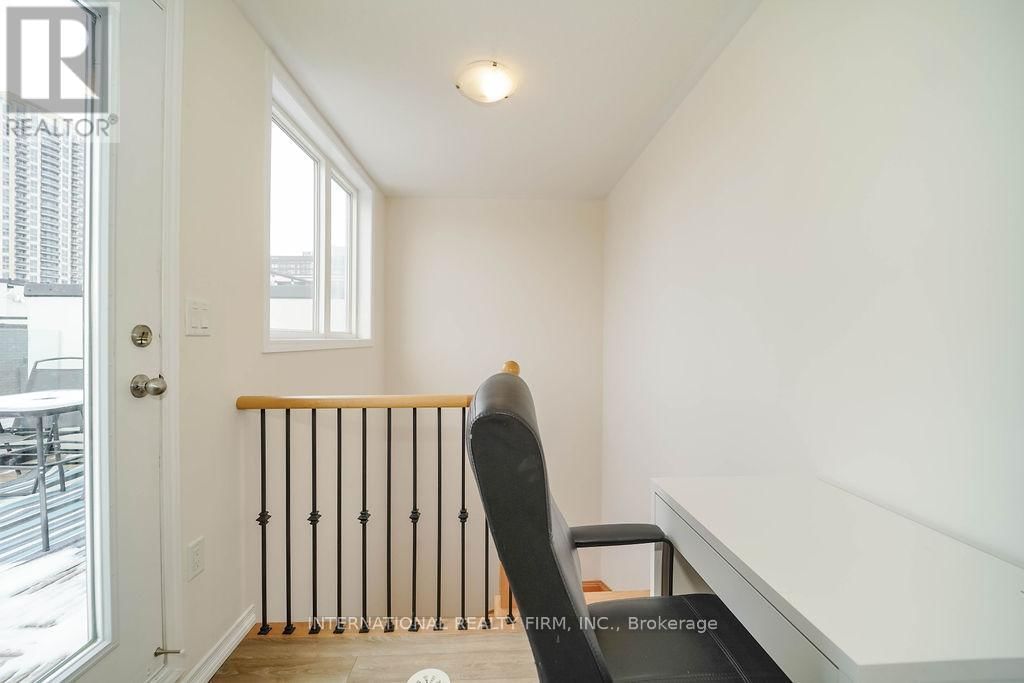 39 - 26 FIELDWAY ROAD Image 31