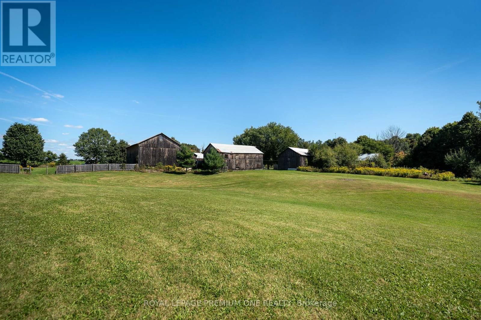 14650 HEART LAKE ROAD Image 18
