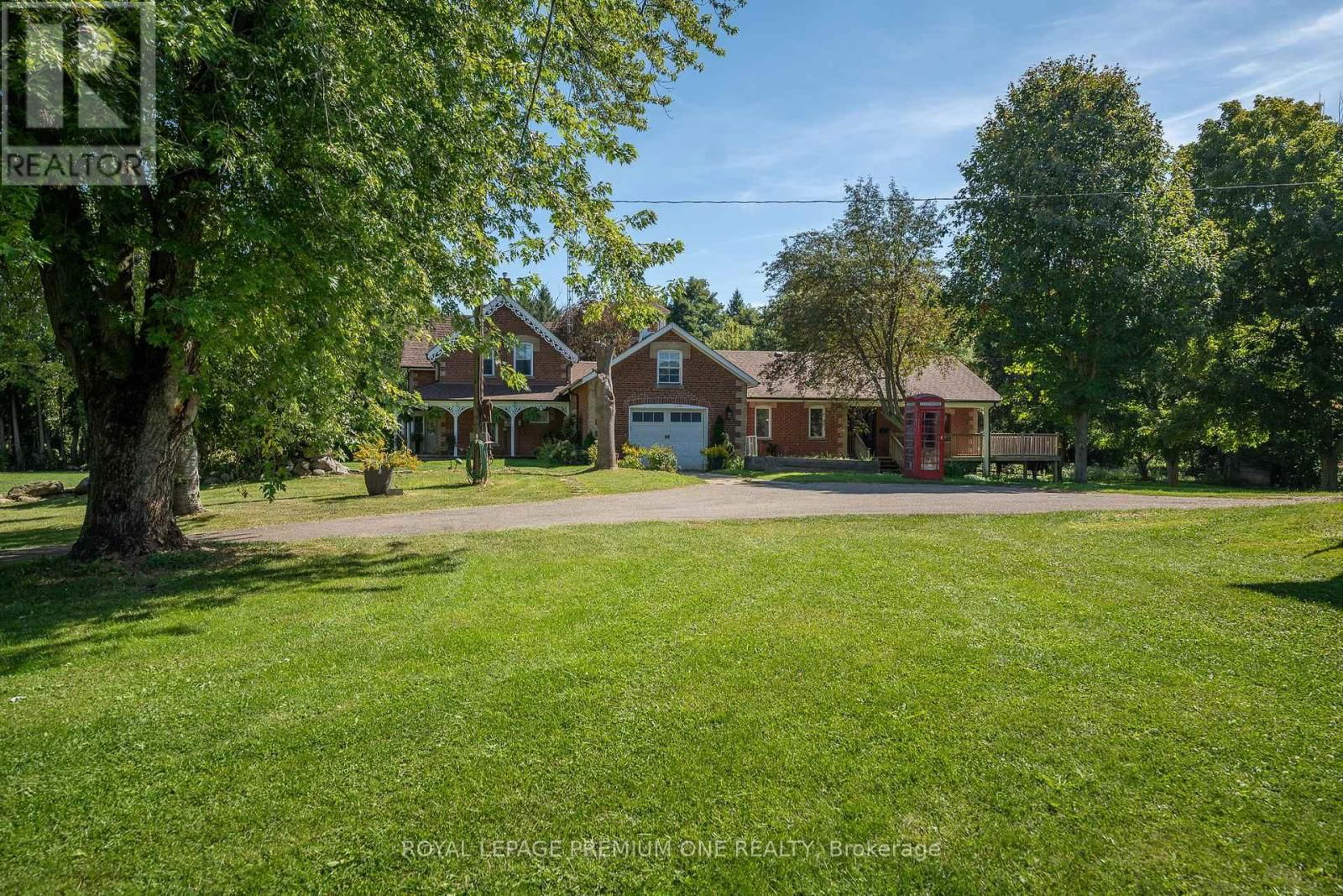 14650 HEART LAKE ROAD Image 24