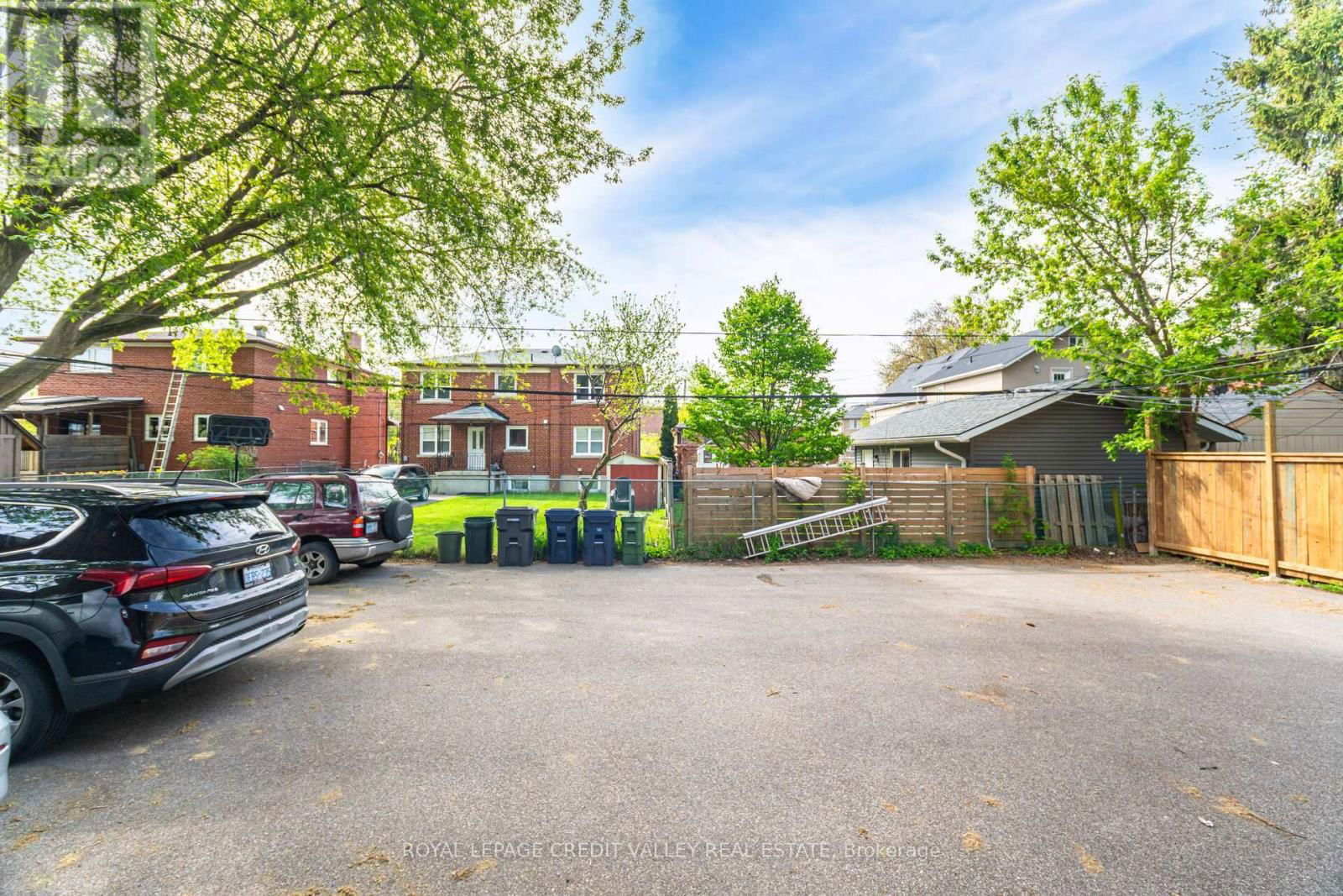 19 ROSELAND DRIVE Image 17