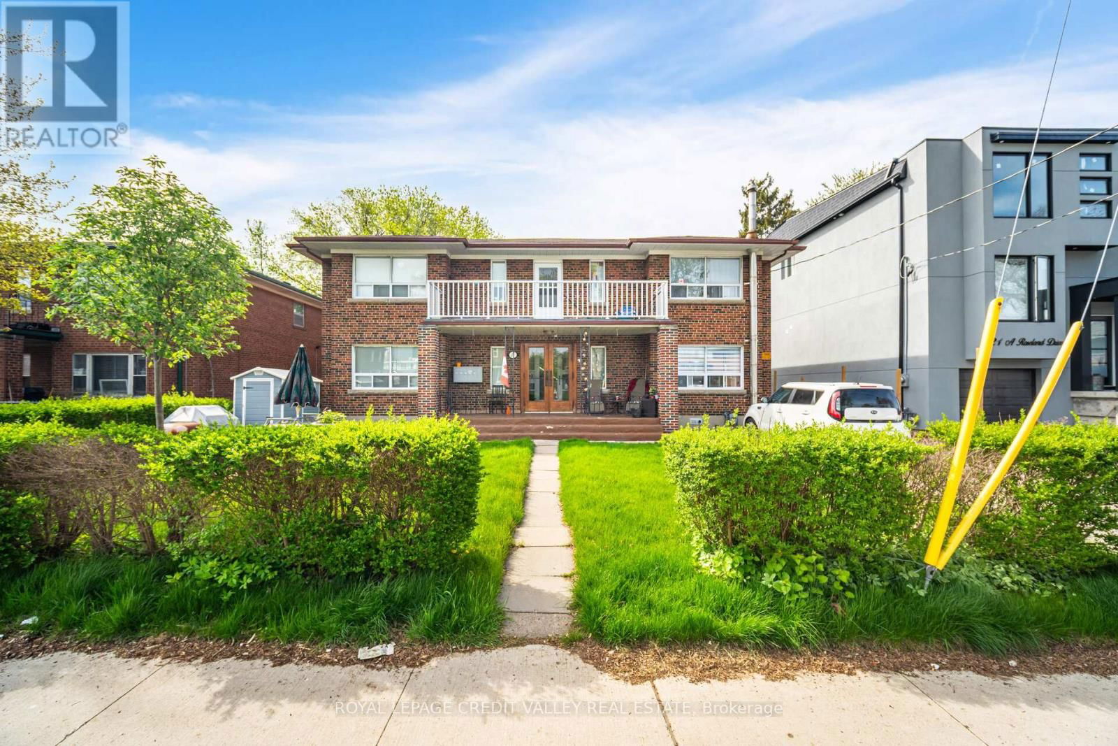 19 ROSELAND DRIVE Image 2