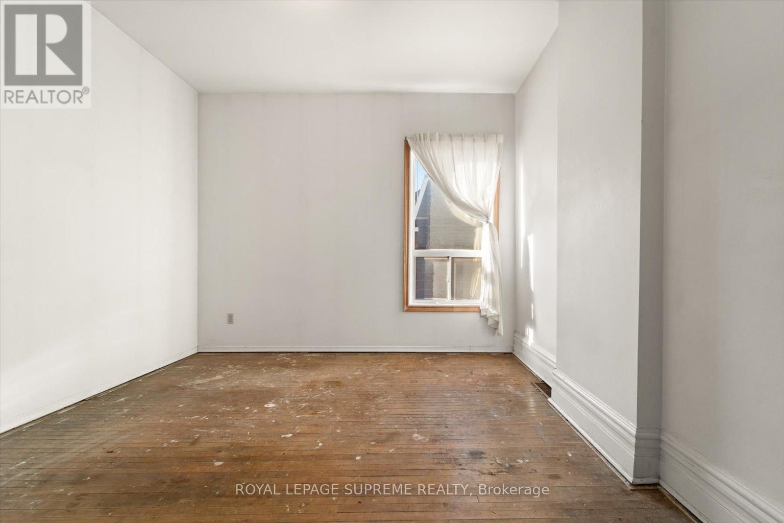 1309 KING STREET WEST Image 23