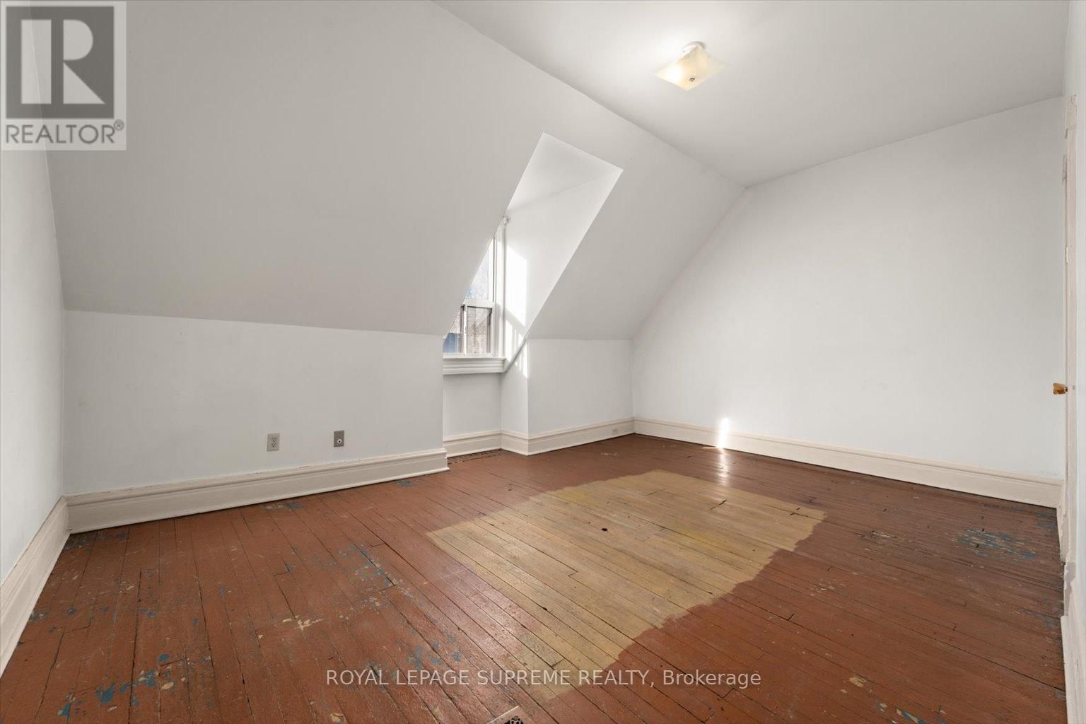 1309 KING STREET WEST Image 28