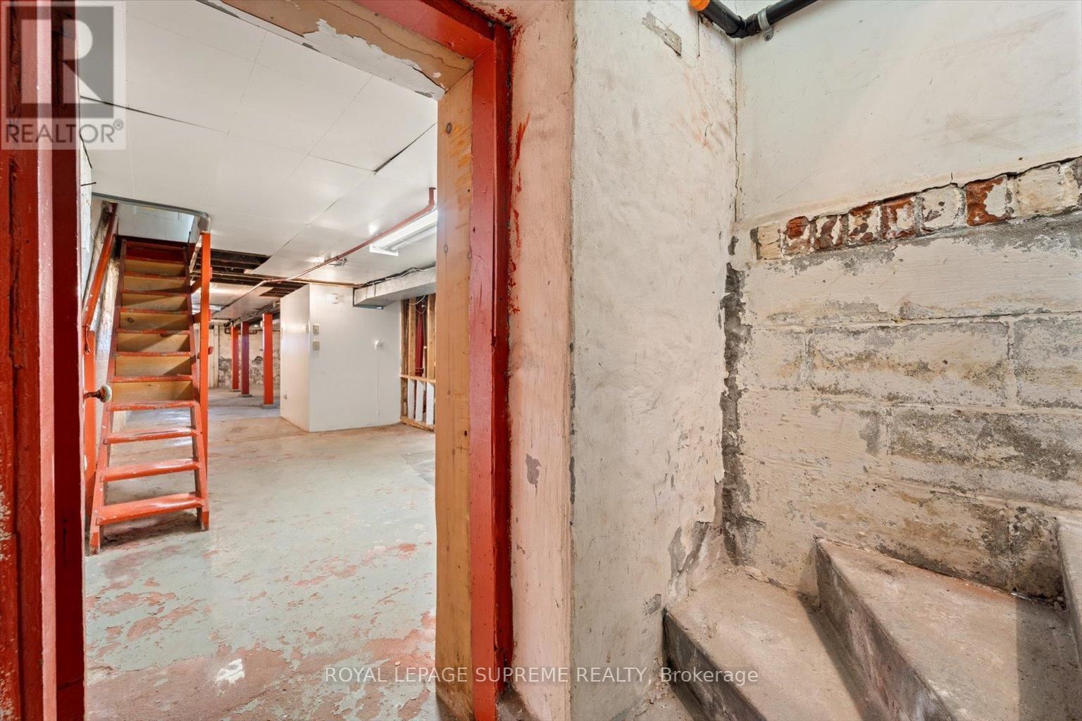 1309 KING STREET WEST Image 32