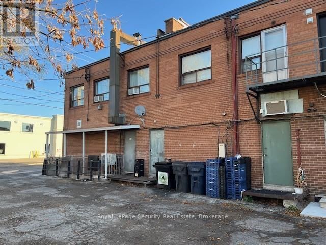 2896 DUFFERIN STREET Image 4