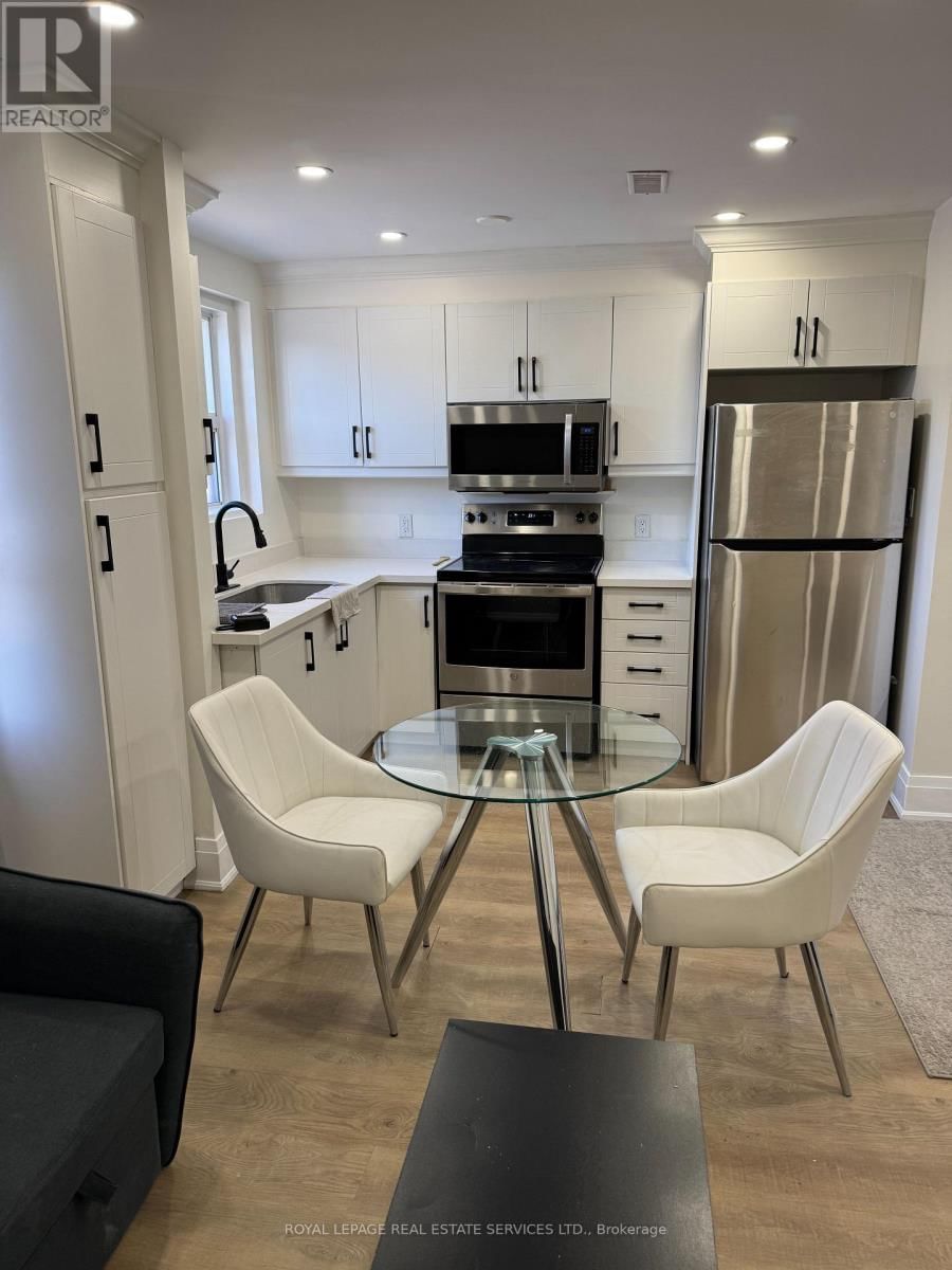 Apt #1 - 283 LAKESHORE ROAD Image 4