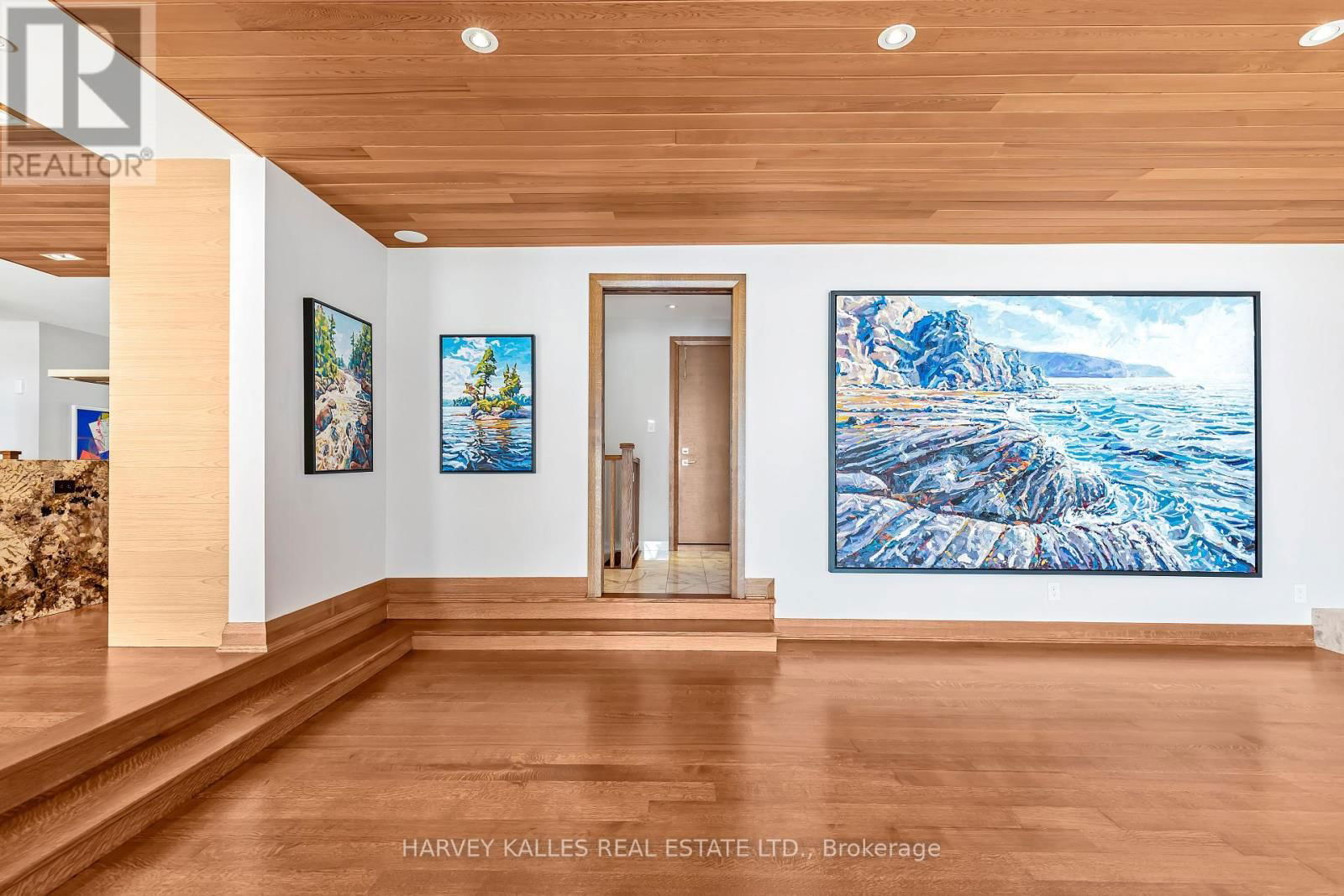 90 OAKLANDS PARK COURT Image 3