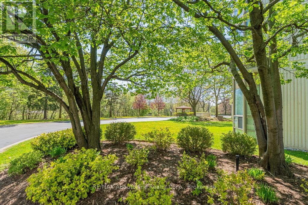 1209 - 5080 PINEDALE AVENUE Image 34