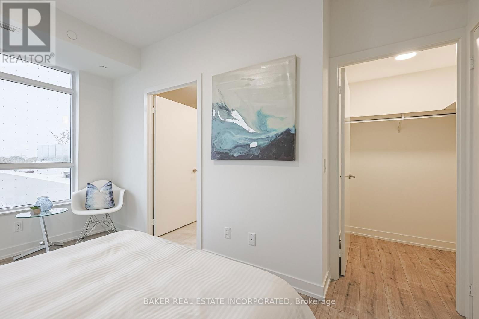 701 - 10 WILBY CRESCENT Image 22