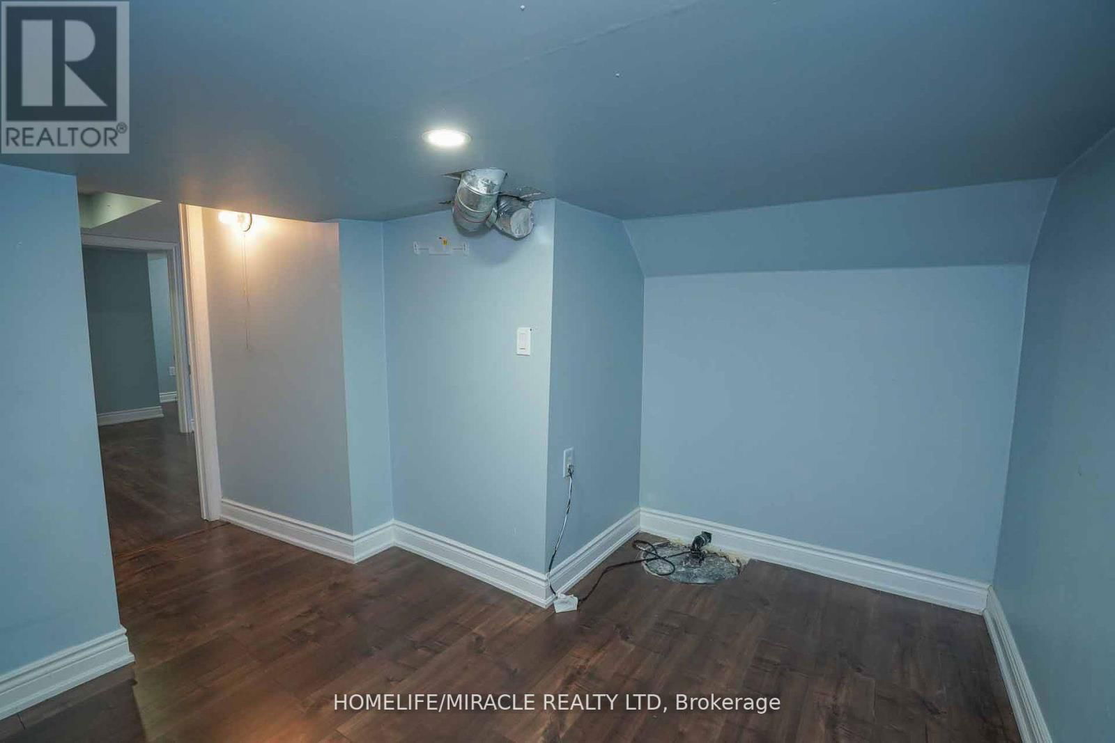 #Lower - 22 COURTSFIELD CRESCENT Image 14