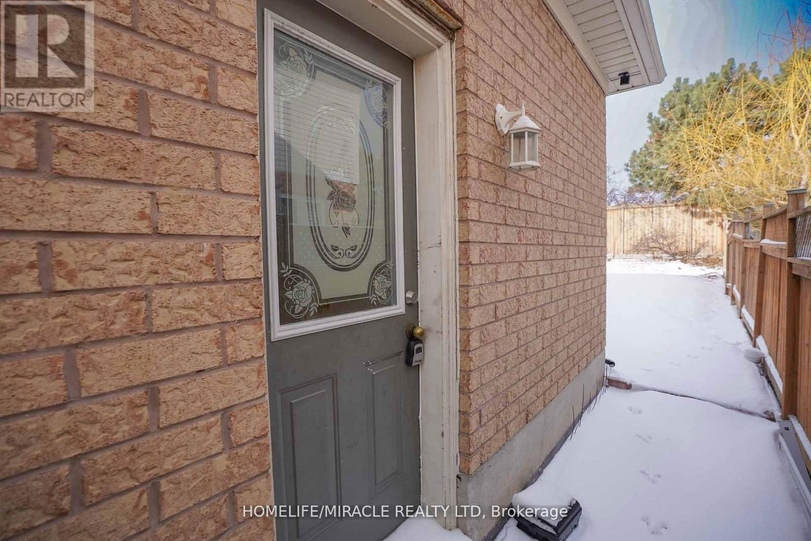 #Lower - 22 COURTSFIELD CRESCENT Image 5