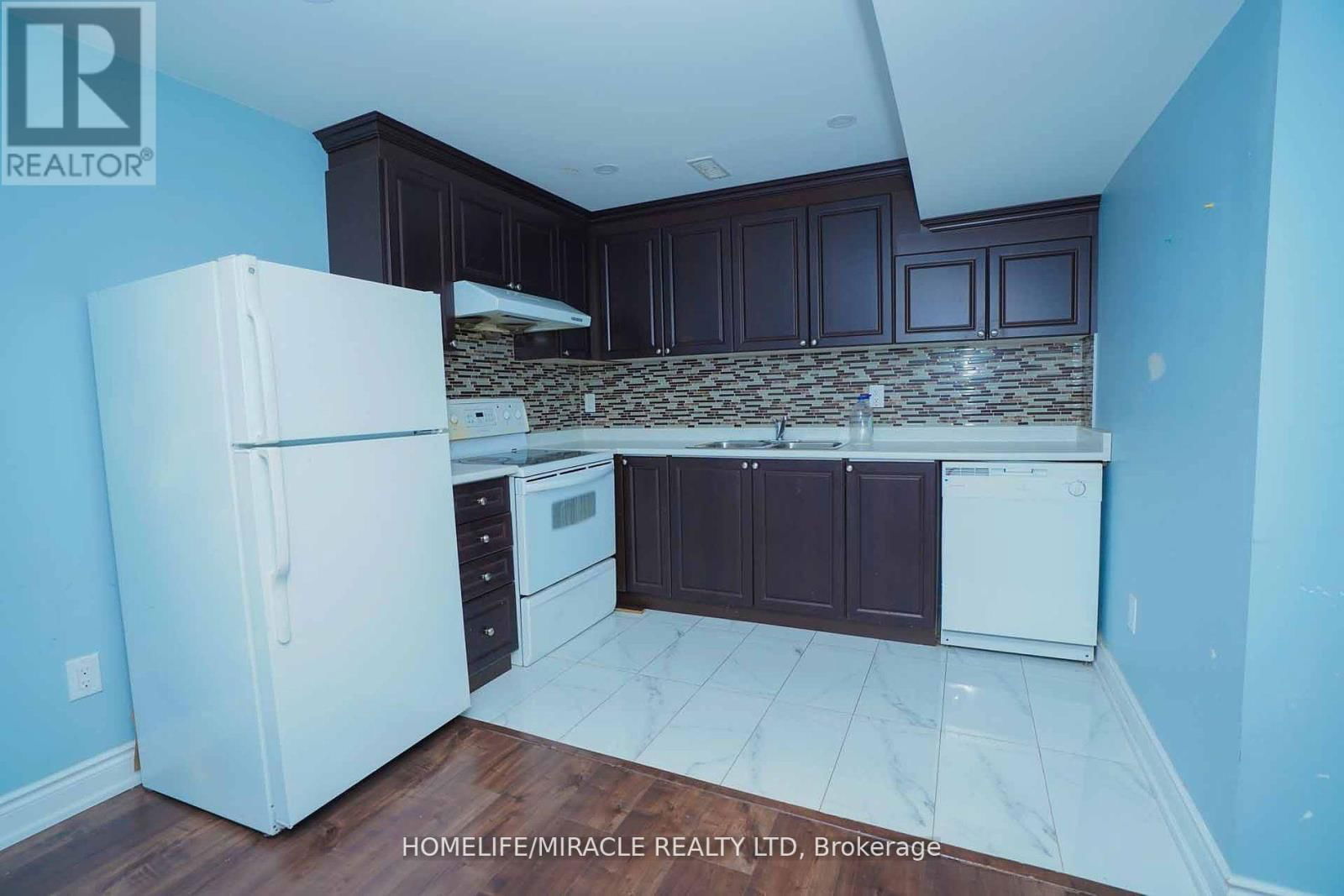 #Lower - 22 COURTSFIELD CRESCENT Image 8