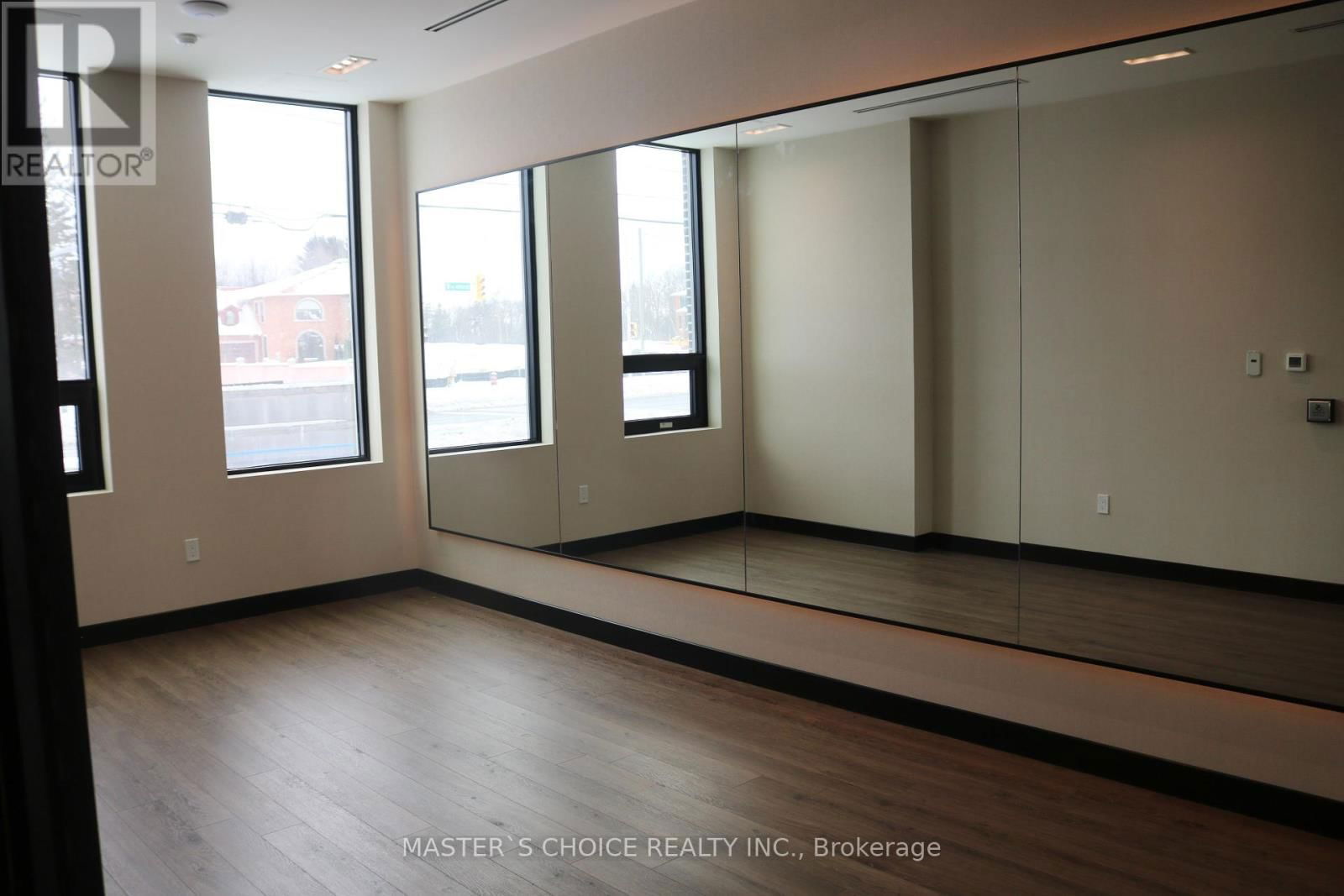 407 - 2501 SAW WHET BOULEVARD Image 18