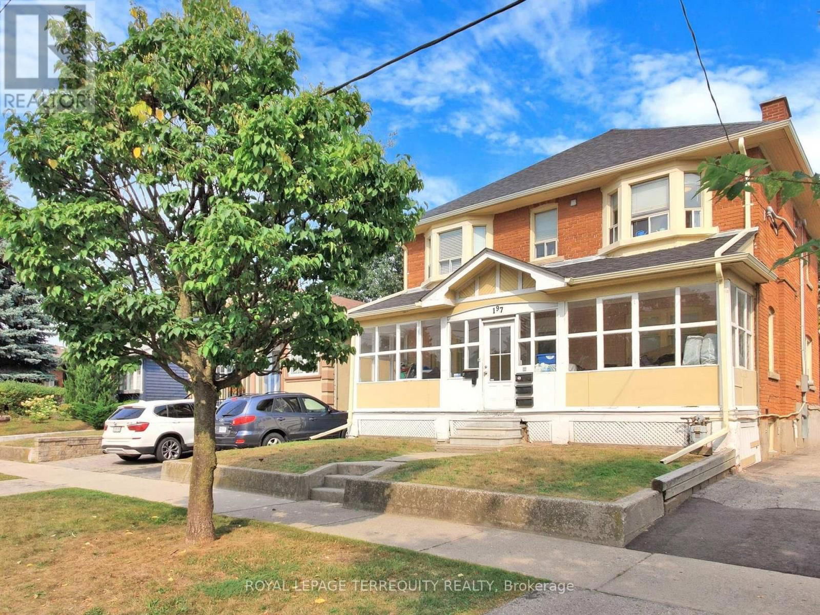 197 PARK LAWN ROAD Image 1