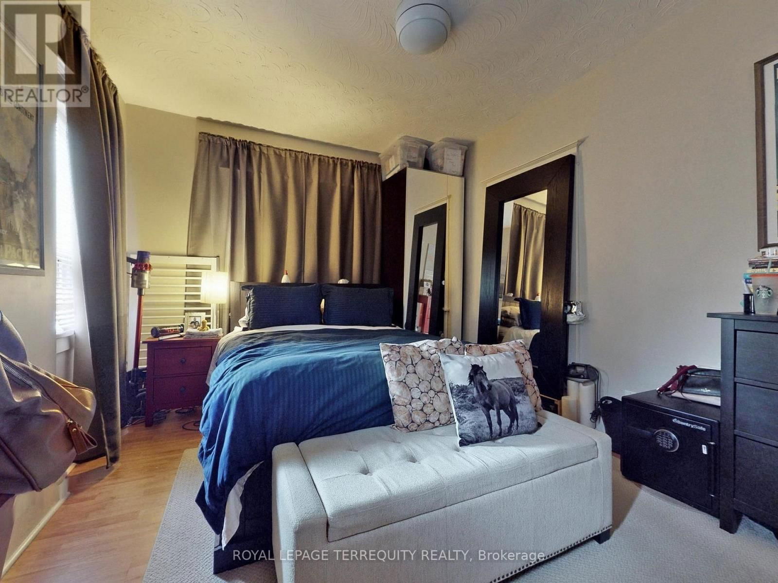 197 PARK LAWN ROAD Image 21