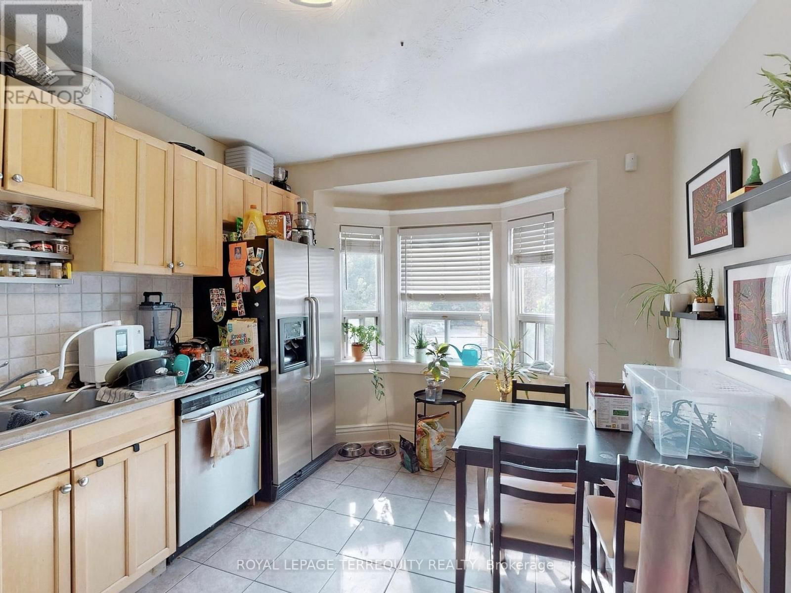 197 PARK LAWN ROAD Image 4