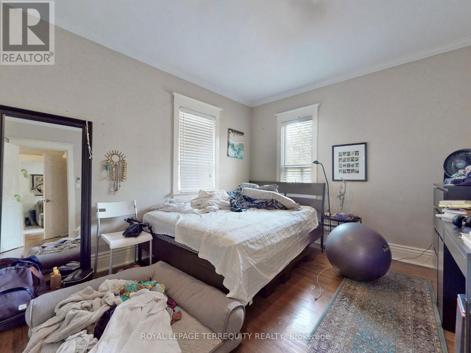 197 PARK LAWN ROAD Image 9