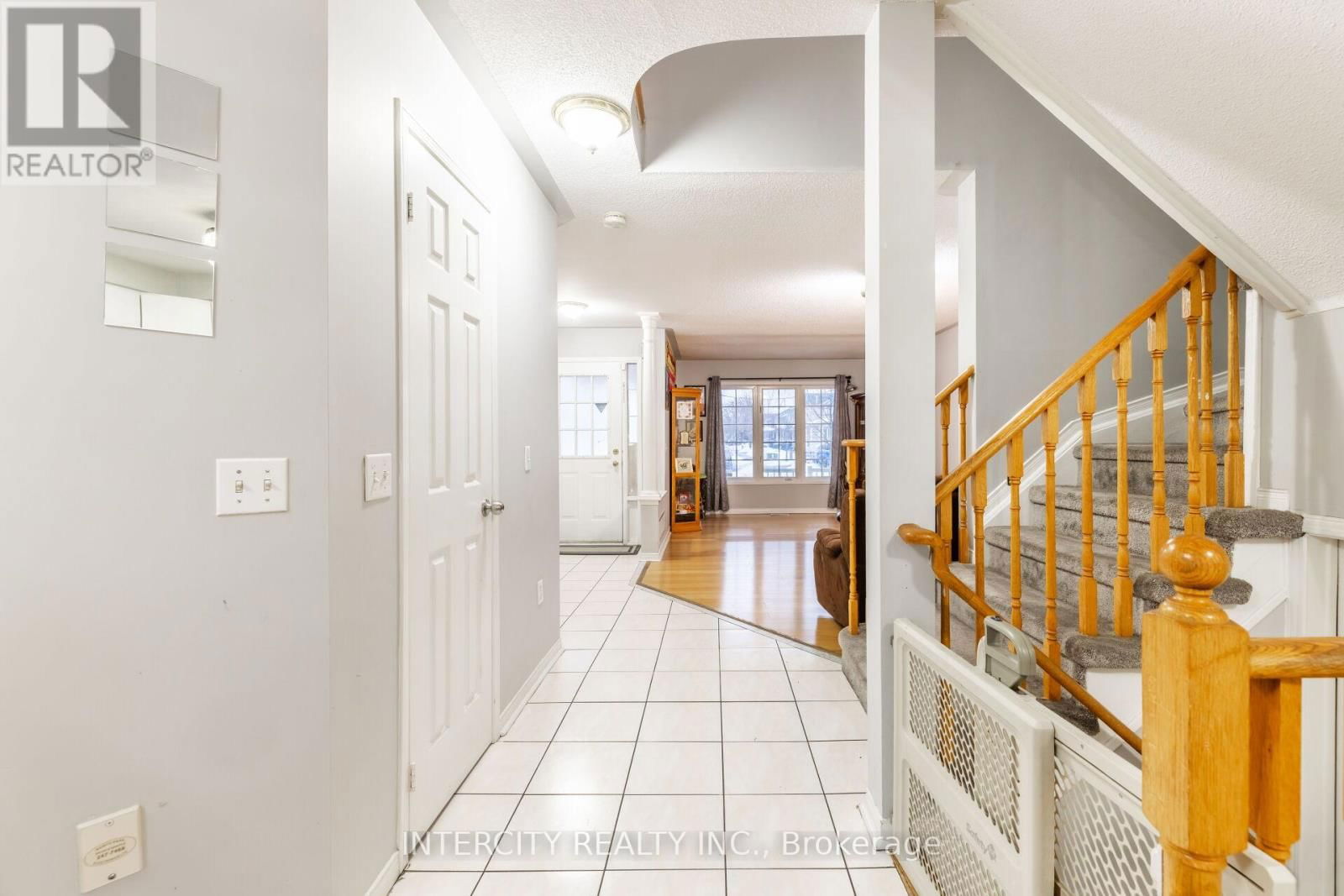 32 FOXSPARROW ROAD Image 30