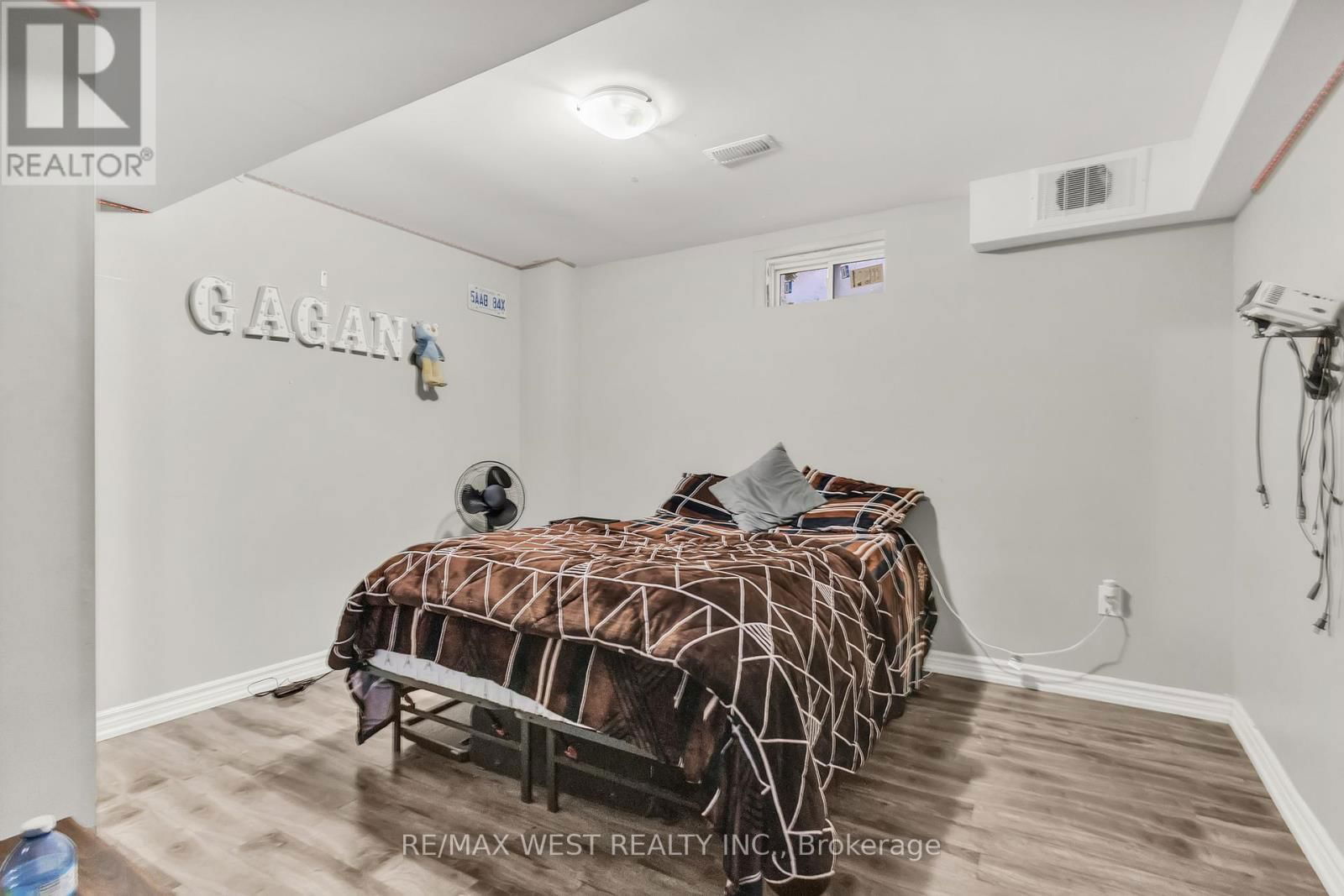 84 LONE ROCK CIRCLE Image 41