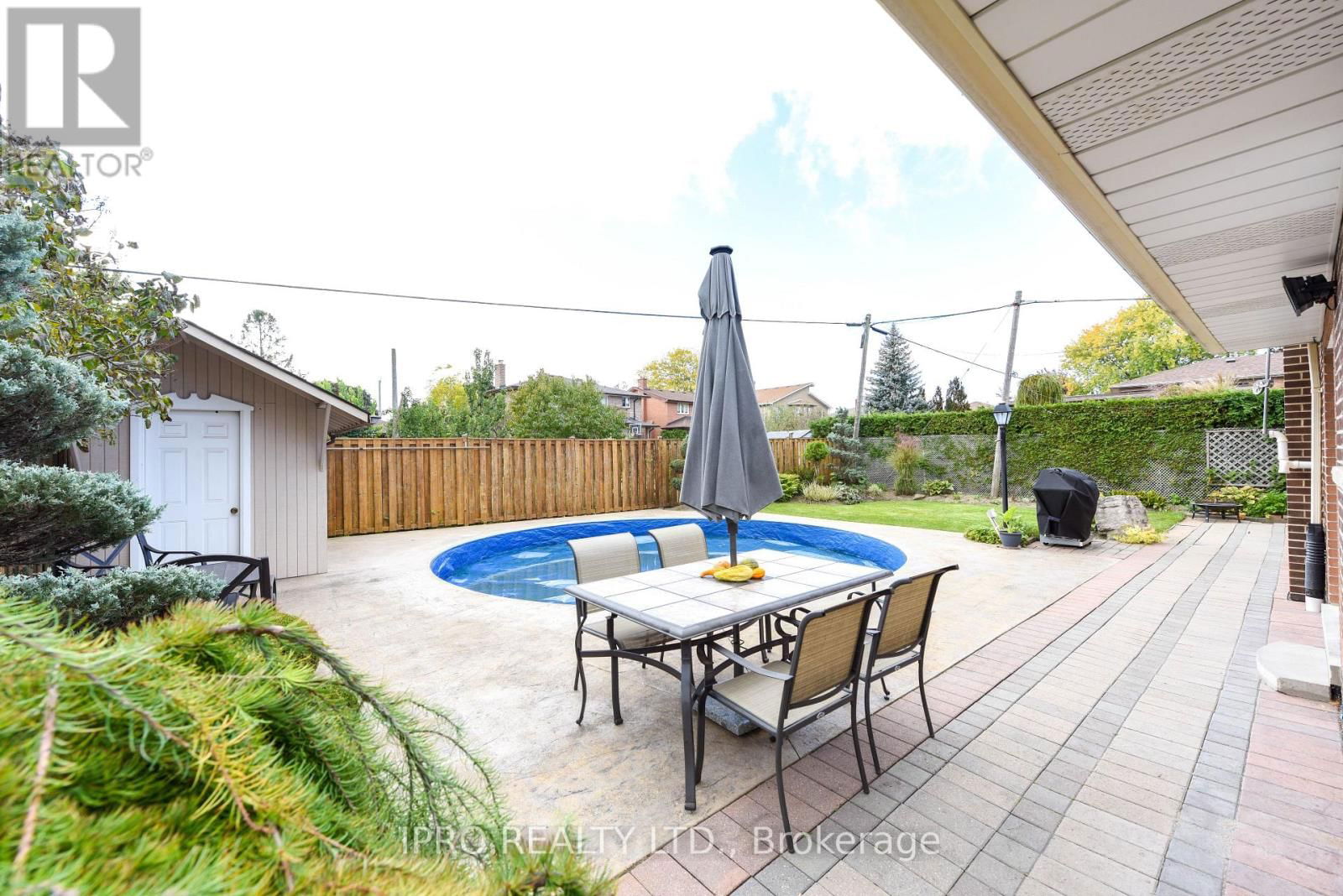 404 CLAIRCREST AVENUE Image 26
