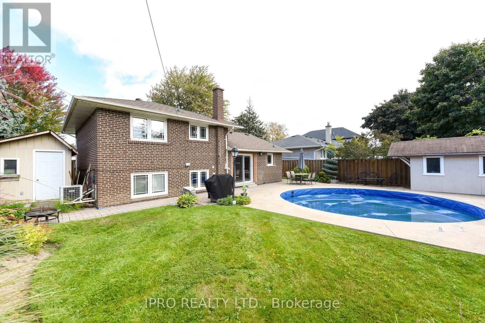 404 CLAIRCREST AVENUE Image 27