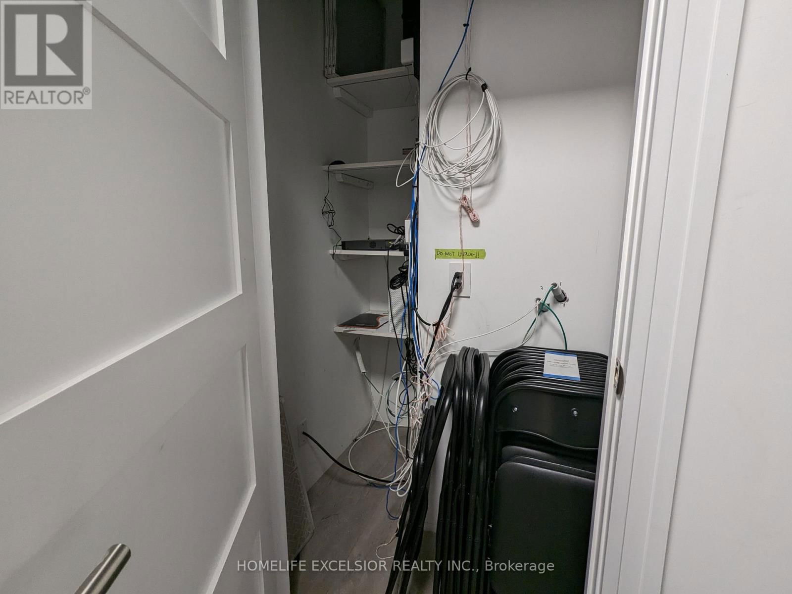 1/1A - 1528 DUNDAS STREET WEST Image 32