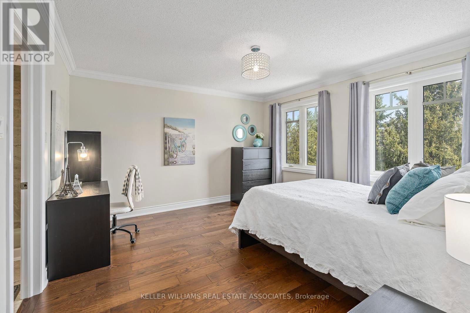 17 OAK RIDGE DRIVE Image 19