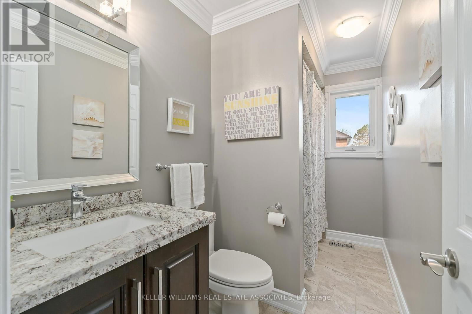 17 OAK RIDGE DRIVE Image 22