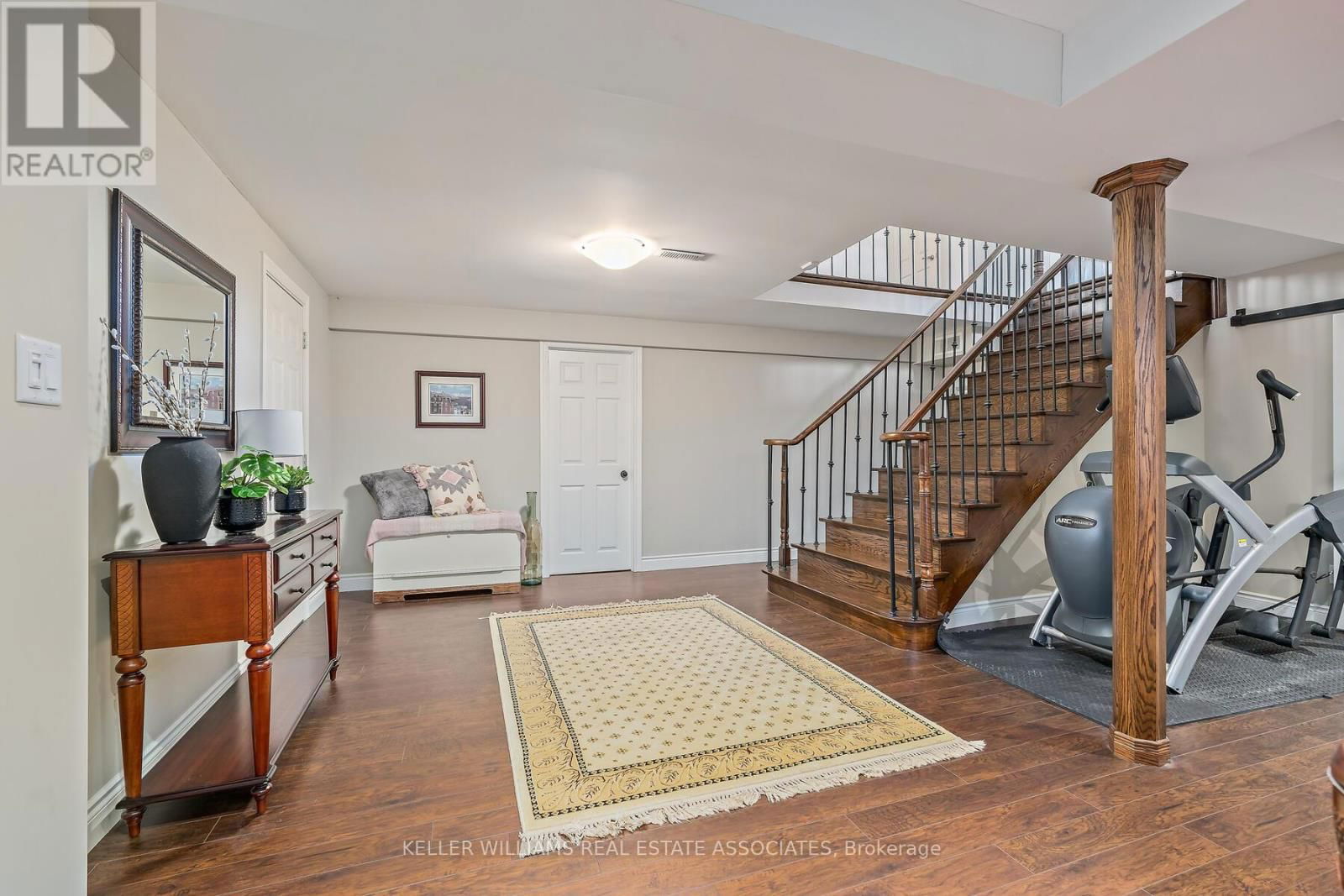 17 OAK RIDGE DRIVE Image 23