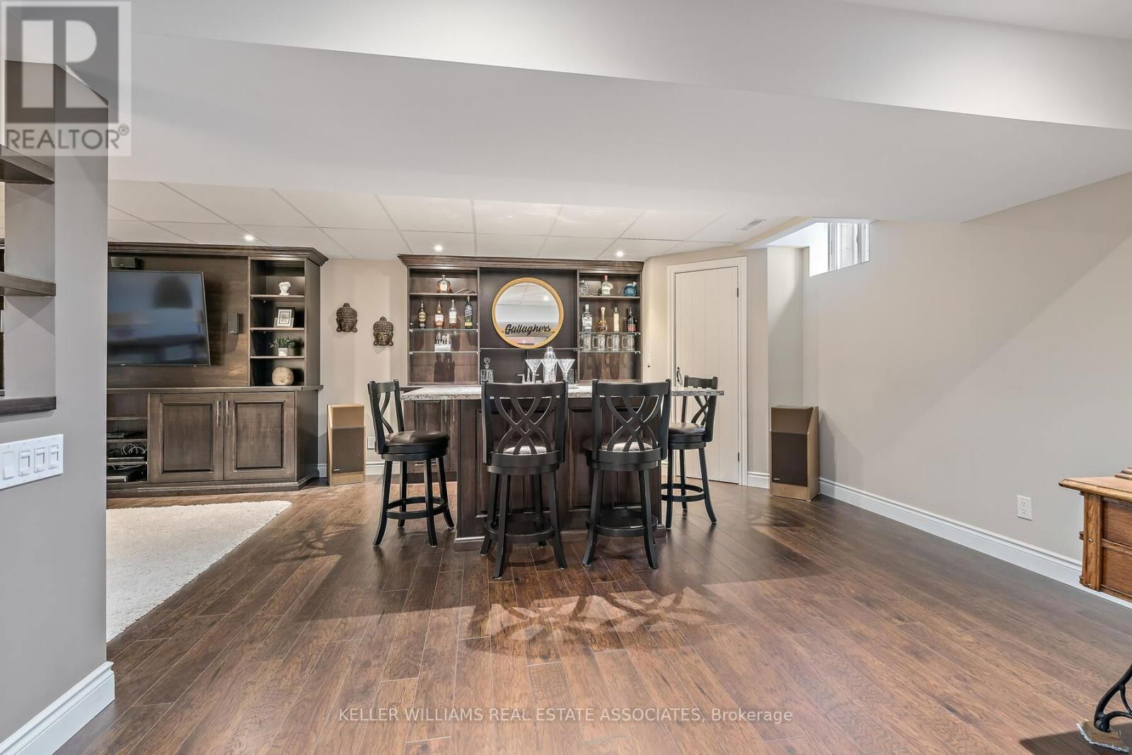 17 OAK RIDGE DRIVE Image 25