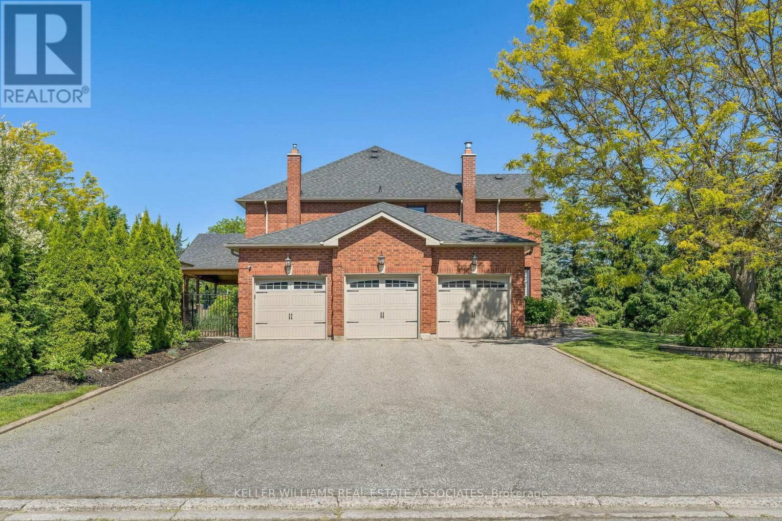 17 OAK RIDGE DRIVE Image 3