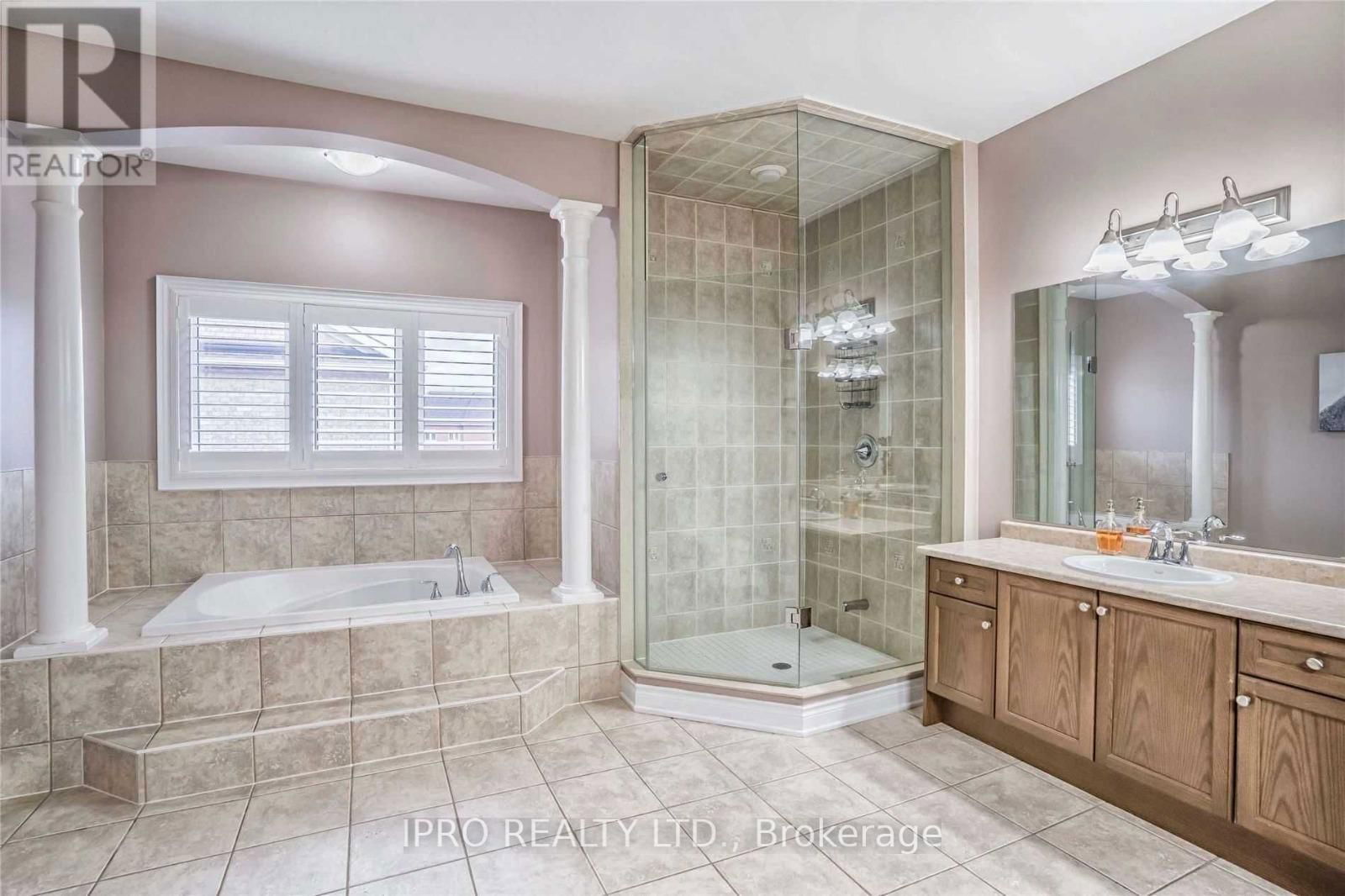 3274 ERIN CENTRE BOULEVARD Image 17