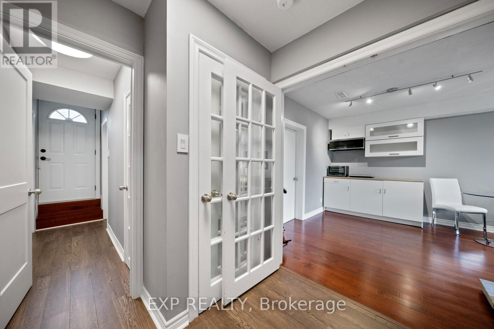 215 MILL ROAD Image 25