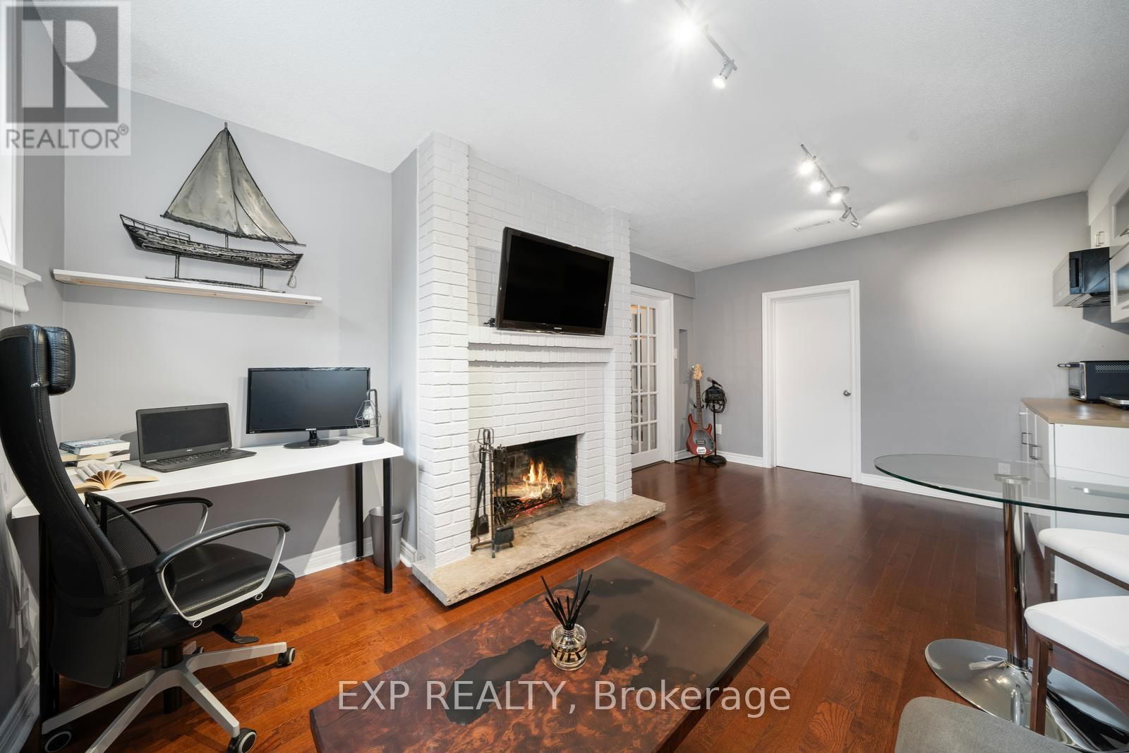 215 MILL ROAD Image 29