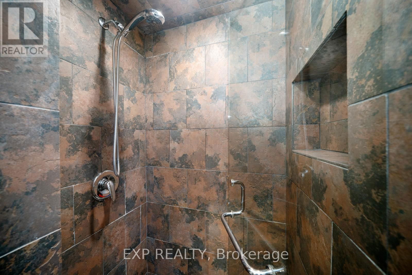 215 MILL ROAD Image 33