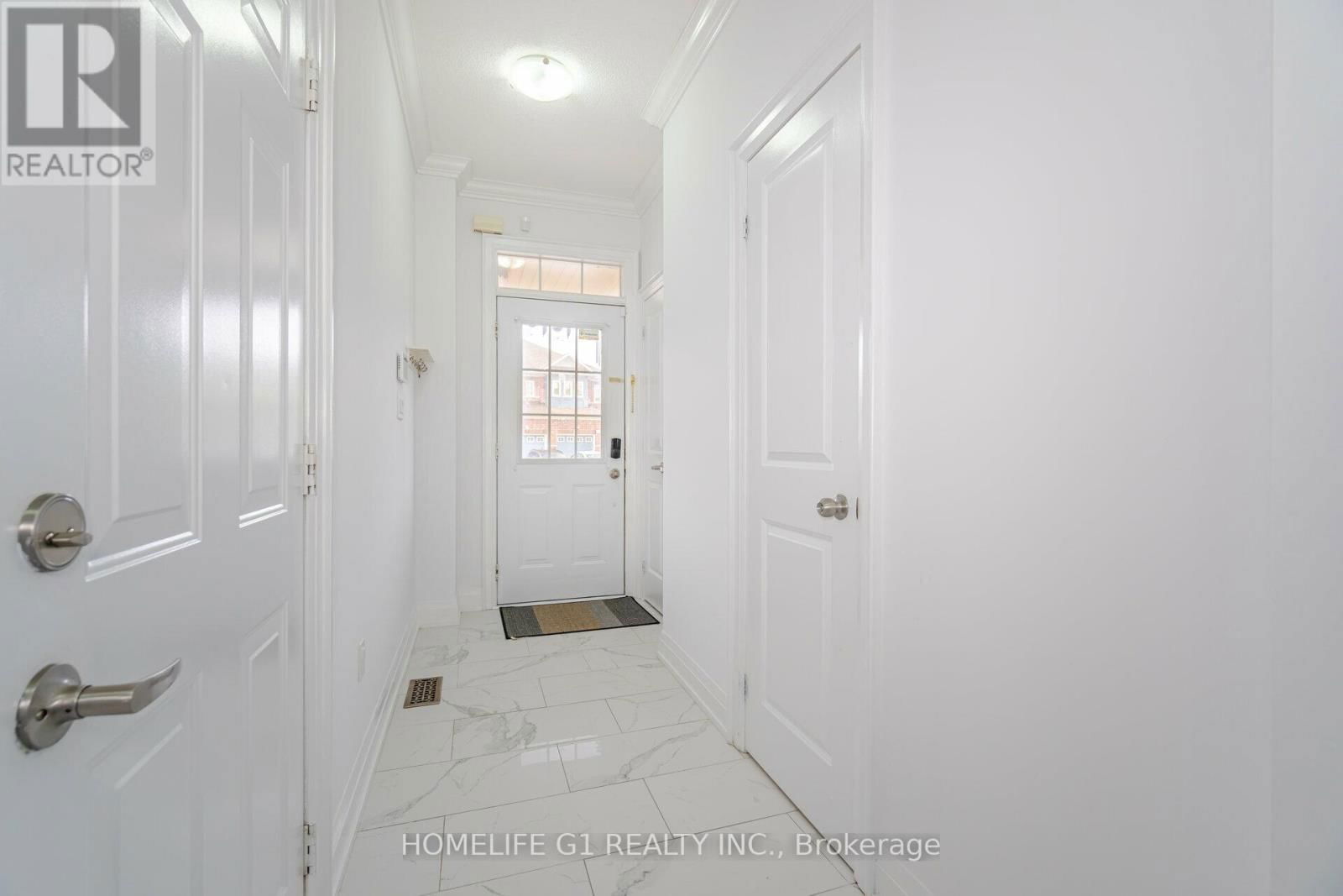 81 EASTVIEW GATE Image 3