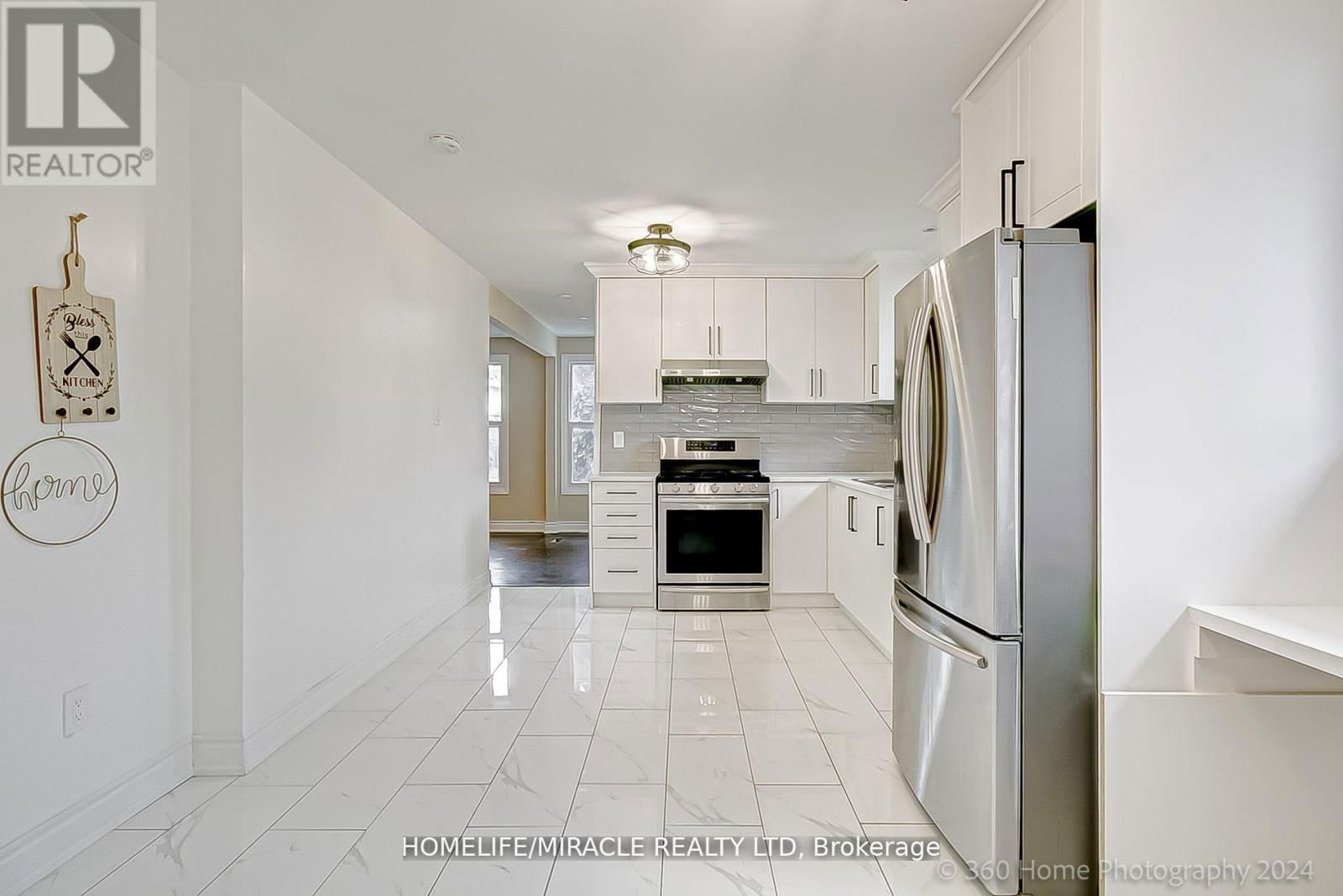581 HAYWARD CRESCENT Image 10