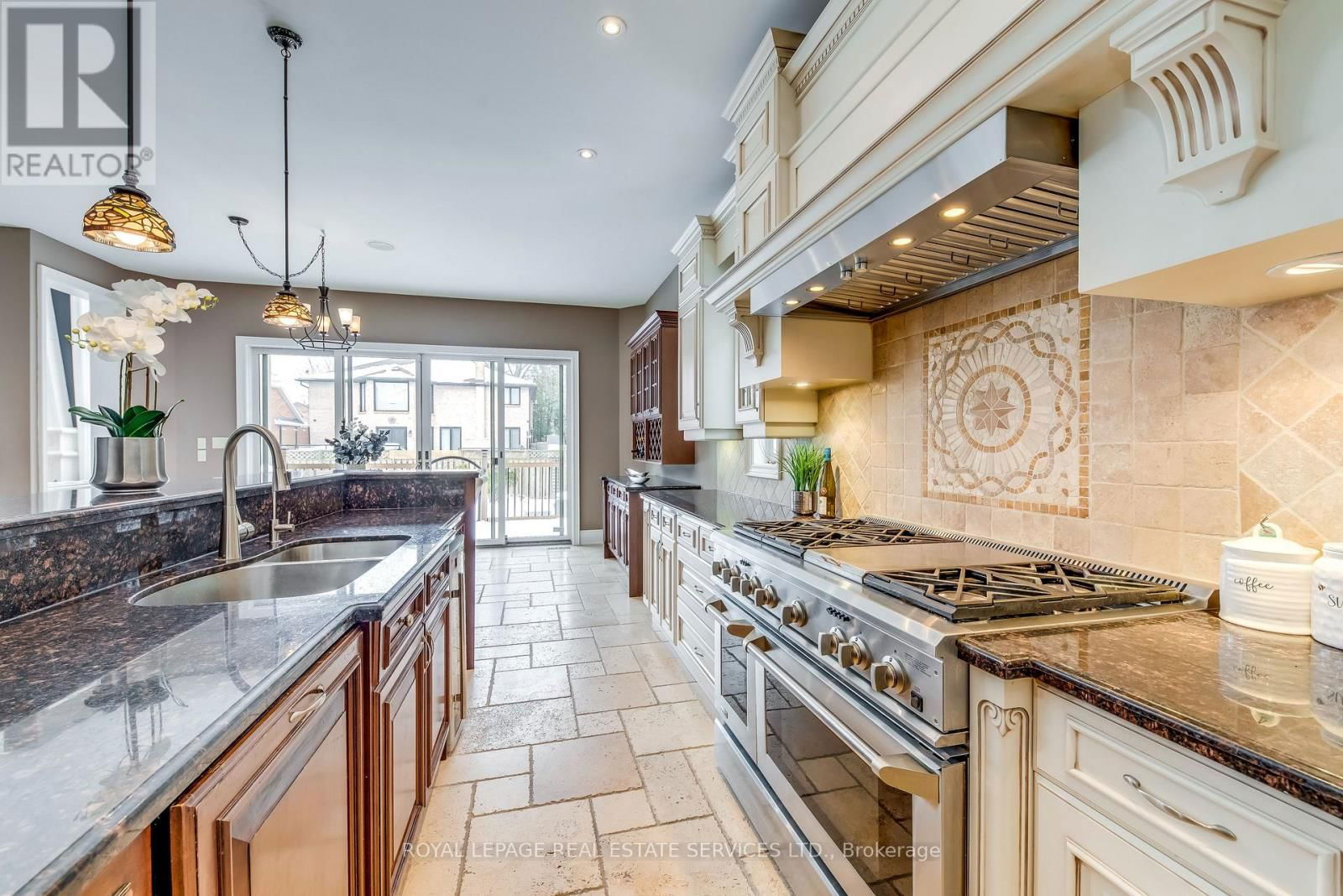 3341 LAKESHORE ROAD Image 18