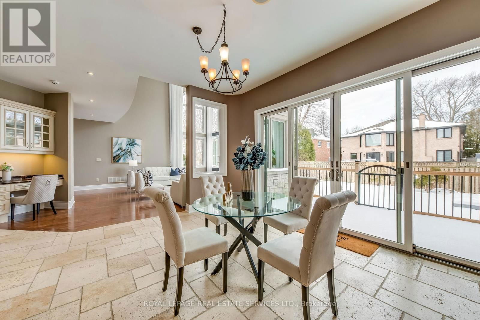 3341 LAKESHORE ROAD Image 20