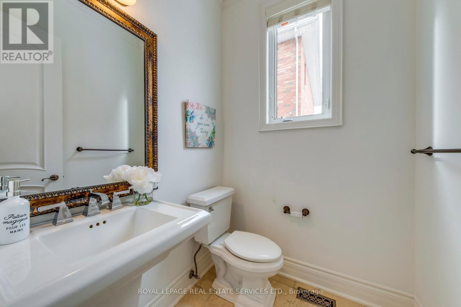 3341 LAKESHORE ROAD Image 22
