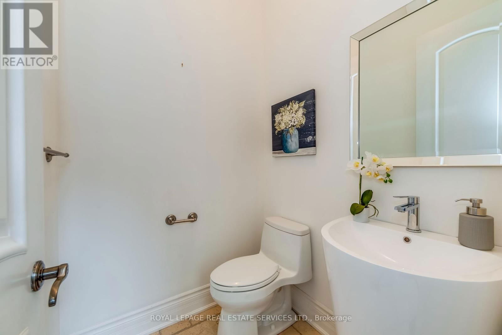 3341 LAKESHORE ROAD Image 23