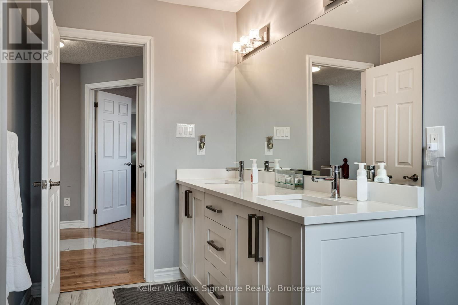 1519 BALLANTRAE DRIVE Image 29