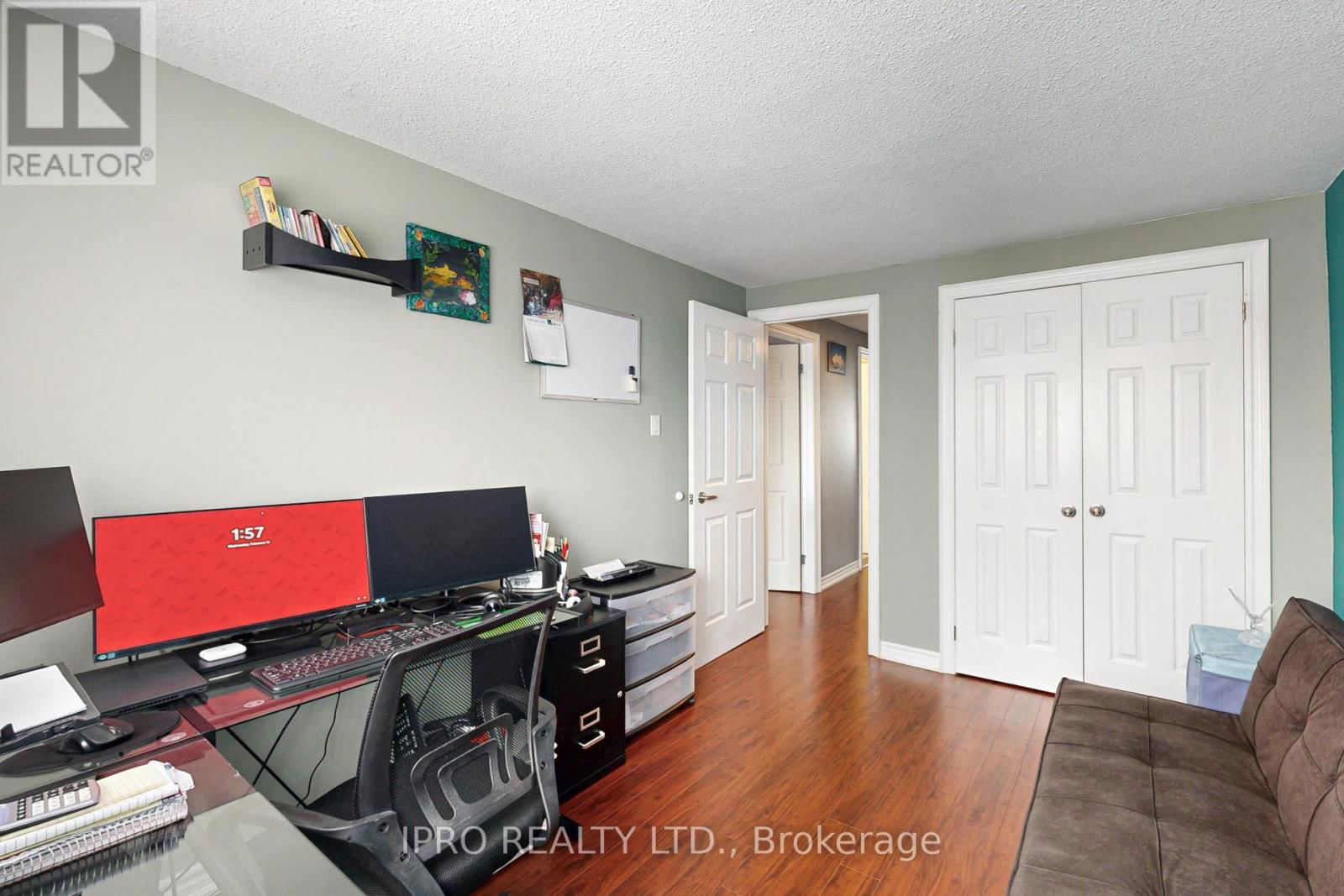 238 ROYAL SALISBURY WAY Image 24